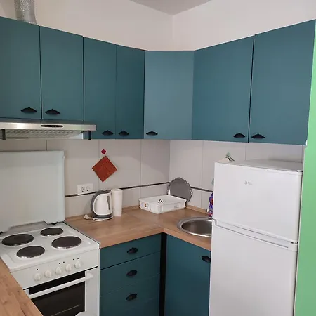 33 Apartment