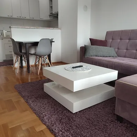 501 Apartman *
